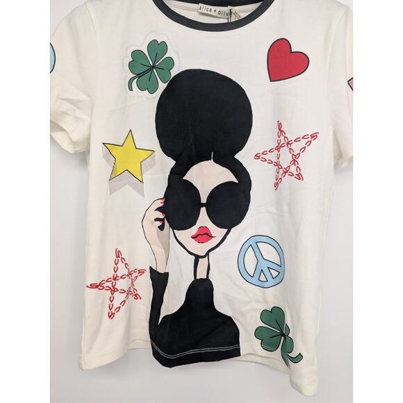 NWT Alice + Olivia Rylyn GLEESON STACE FACE T-shirt Size S White #FC502 - Picture 3 of 10